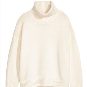 H&M Women’s White Turtleneck Knit Sweater